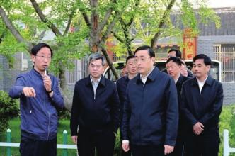 江苏省领导及泰州市、泰兴市领导视察公司承建的祁巷污水整治工程